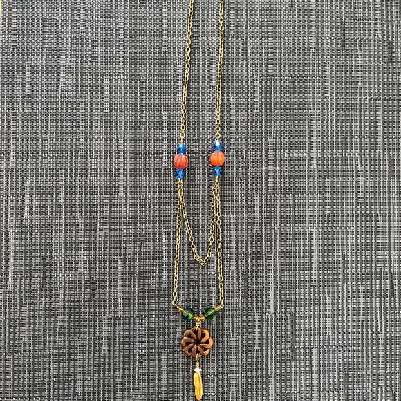 NECKLACE - Picture 2 of 4